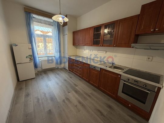 Pronájem bytu 2+1 57 m² - Photo 1
