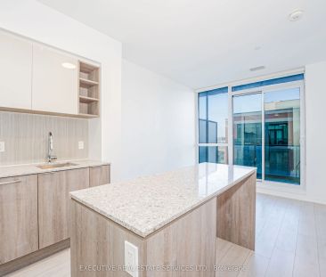 31 Tippett Road #821 - Photo 3