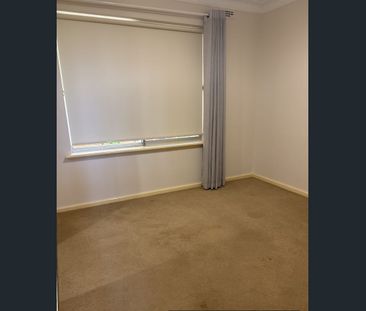3/6 Astley Street, Gosnells WA - Photo 2