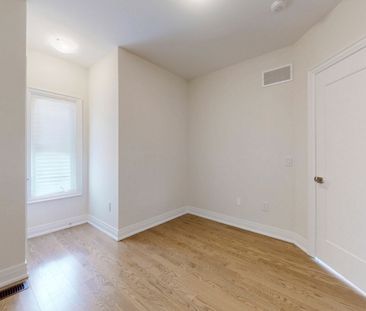 For Lease - 9400 Bayview Avenue Unit# Coach House, Richmond Hill, O... - Photo 3