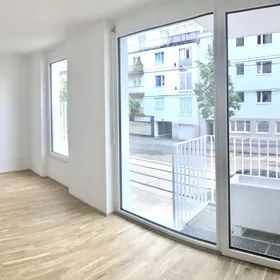 *TOP-MODERN* - Lichtdurchflutete Neubau-Wohnung mit Balkon in bester Lage - Photo 1