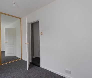 30 Daphne Street, - Photo 2