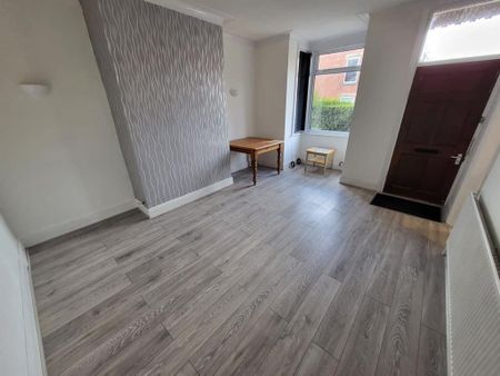 2 bedroom terraced house to rent - Photo 2