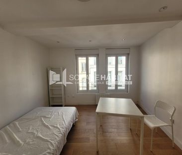 Location Appartement 1 pièce 19m² LILLE 59000 - Photo 1