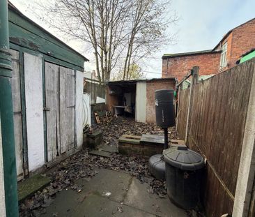 2 Bedroom Mid Terraced House For Rent - Photo 4