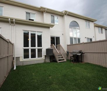 For Lease - 226 Lamplighters Drive, Barrhaven, Ontario - Photo 1