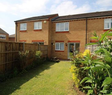 2 bedroom terraced house to rent - Photo 4