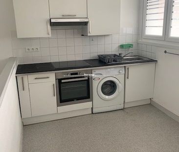 Location Appartement 3 pièces 62m² LILLE 59000 - Photo 3