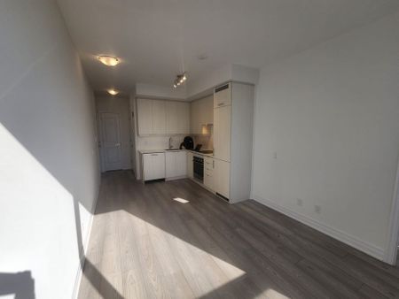 For Lease - 36 Elm Drive Unit# 3105, Mississauga, Ontario - Photo 5
