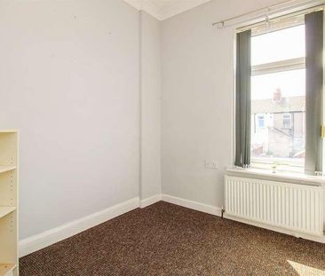 Dalefield Avenue, Normanton, WF6 - Photo 2