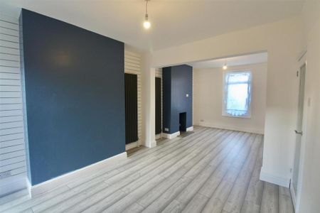 2 bedroom terraced house to rent - Photo 3
