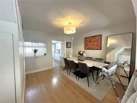 Aldershot Road, Church Crookham, Fleet, Hampshire, GU52 - Photo 5