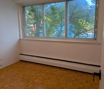 2 CH - 1 SDB - Dorval - $1,600 /mo - Photo 1