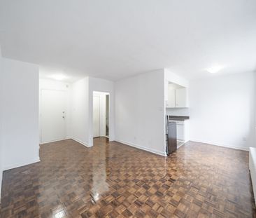 For Lease - 2895 Bathurst Street Unit# 108, Toronto, Ontario - Photo 1