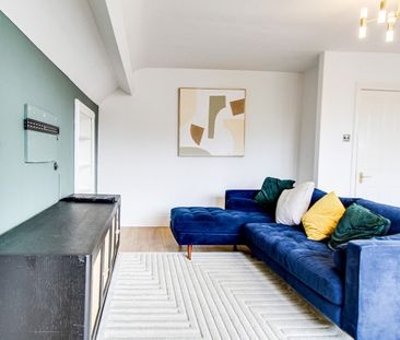 2 Bed Penthouse, Spencer Road, CR2 - Photo 3