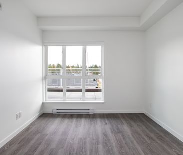 537 Foster Avenue, Coquitlam - Photo 4