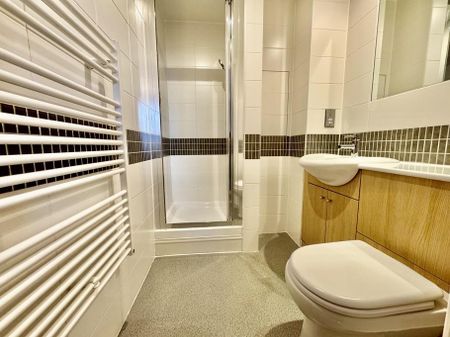 2 bedroom flat to rent - Photo 5