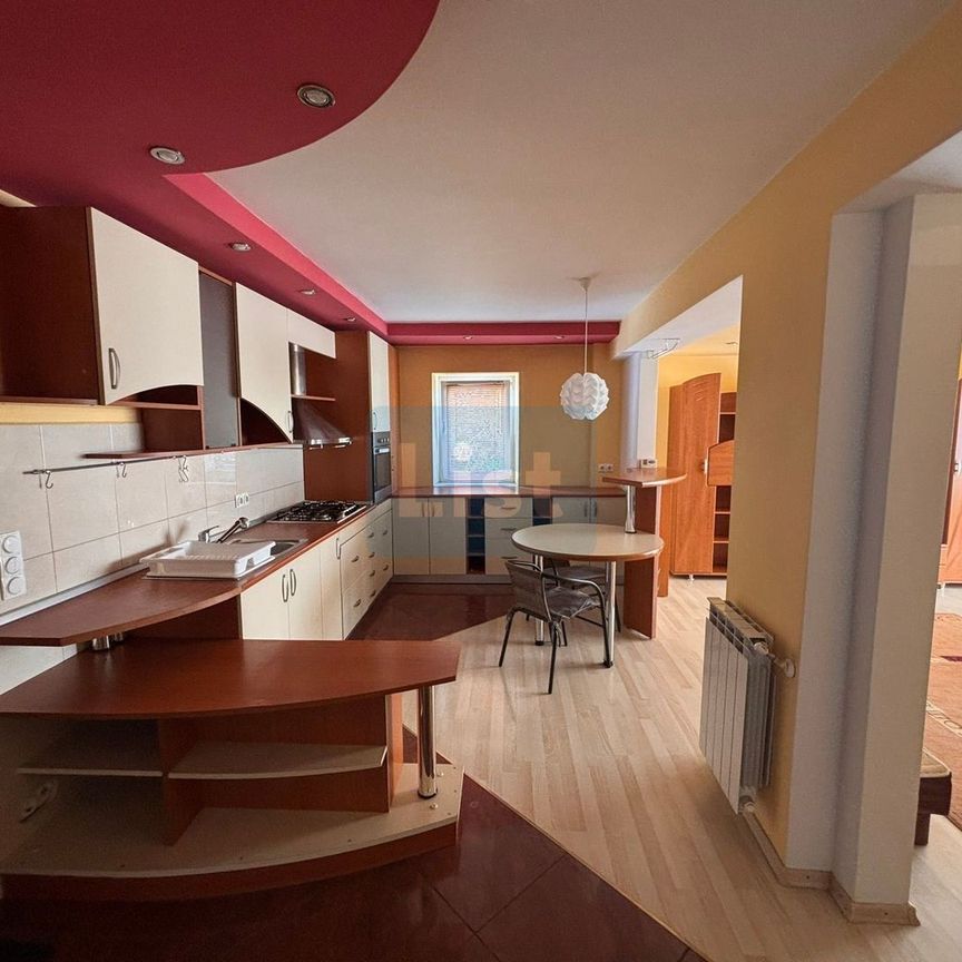 Apartament cu 3 camere de închiriat, Plopilor - Photo 1