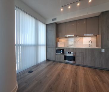 For Lease - 8 Interchange Way Unit# 2112, Vaughan, Ontario - Photo 4