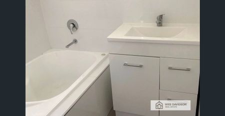 Central Living - Photo 4