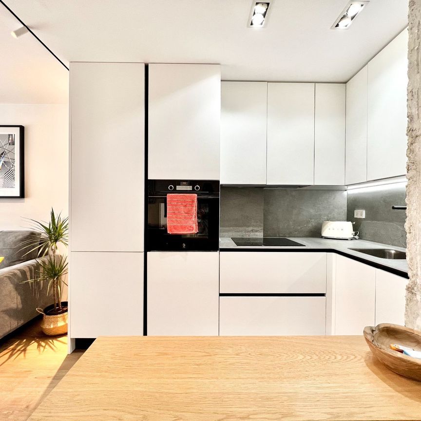 Piso de alquiler en Gran Via Germanias, Russafa - Photo 1