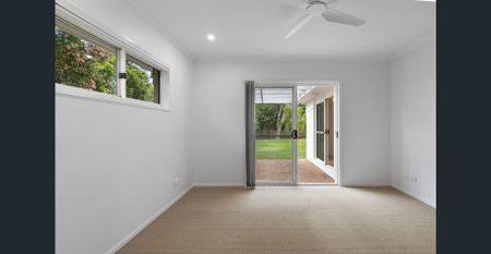 Family Home - Photo 3