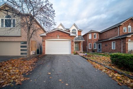For Lease - 3850 Cedar Hedge Rise, Mississauga, Ontario - Photo 3