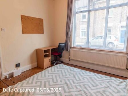 21 Ambrose Street - Photo 5