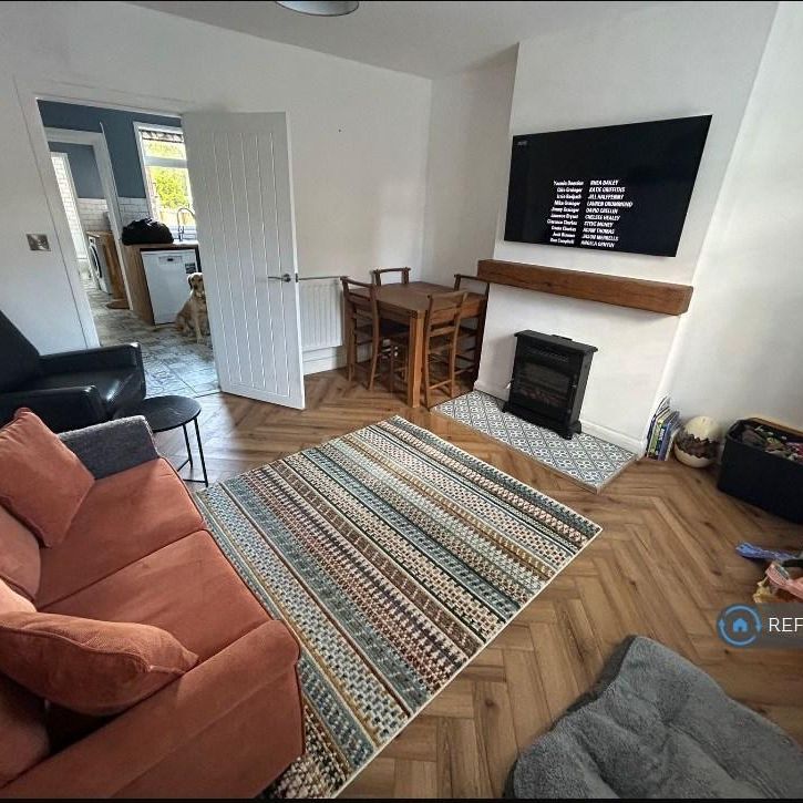 3 bedroom terraced house to rent - Photo 1