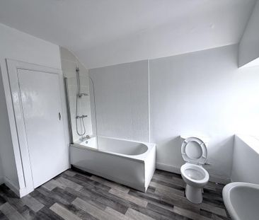 2 bedroom semi-detached house to rent - Photo 6
