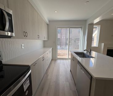 For Lease - 1368 Copley Court, Milton, Ontario - Photo 5