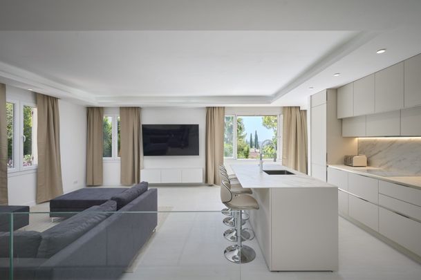 Tout savoir sur cette maison à Mougins - Photo 1