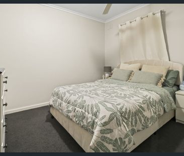 Perfect 3 Bedroom Family Home - Photo 5