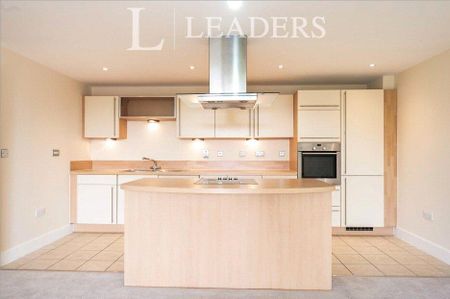 2 bedroom flat to rent - Photo 3