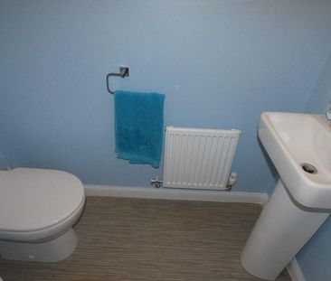 2 bedroom terraced house to rent - Photo 5