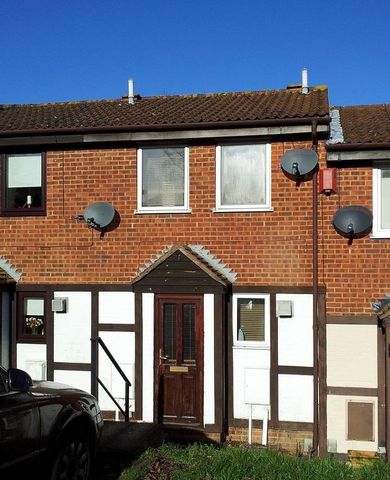 2 bedroom terraced house to rent - Photo 2
