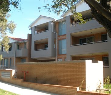 Great Location - Photo 2