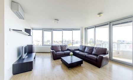 Slnečný 3i byt 79m2, s A/C, veľký balkónom a parkovaním, III VEŽE - Photo 4