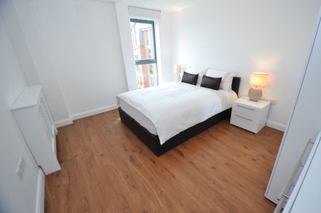 1 Bed Flat, City House, CR0 - Photo 3