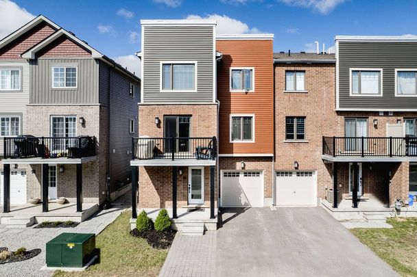 For Lease - 20 Andean Lane, Barrie, Ontario - Photo 1