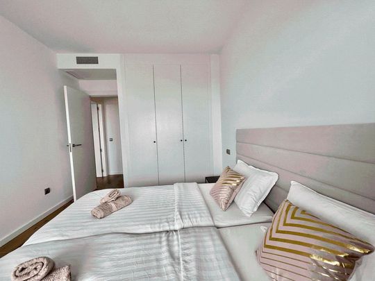 2 room luxury Apartment for rent in Alcaidesa, Andalusia - Photo 1