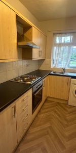 3 bedroom apartment to rent - Photo 4