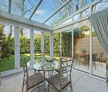 St John's Wood Park, London, NW8 - Photo 3