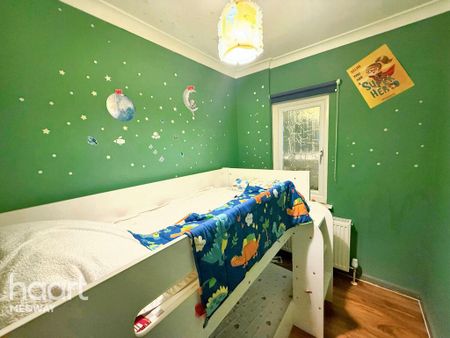 3 bedroom terraced house to rent - Photo 2