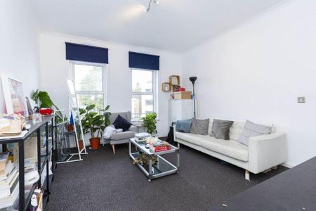 2 bedroom flat to rent - Photo 3