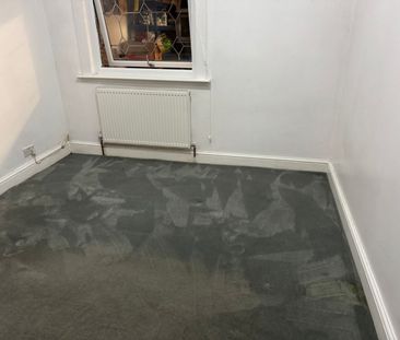 Room in a Shared House, Westbury Road Off Green Street, E7 - Photo 2