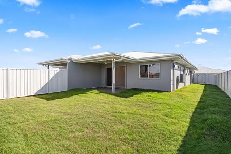 2/30 Lady Elliott Crescent, QLD 4655, Eli Waters - Photo 3