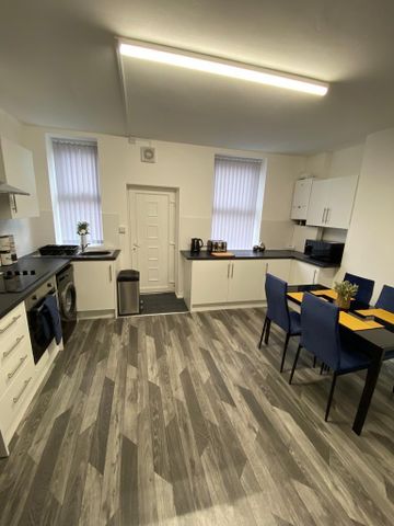 1 bed house share to rent in Raglan Road, Burnley, BB11 - Photo 3