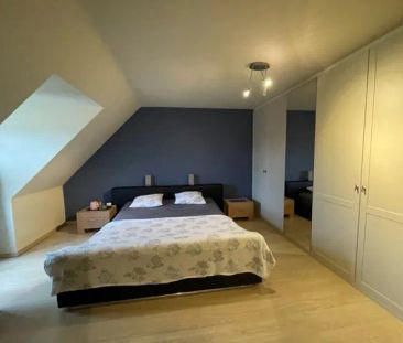 Ruim duplex appartement met 2 slaapkamers te huur gelegen in het ha... - Photo 1