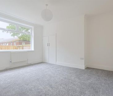 2 bedroom Flat to rent in Whinneyfield Road, Walkergate, Newcastle ... - Photo 5